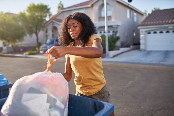 Best Attic Cleanout Services  in Memphis, TN